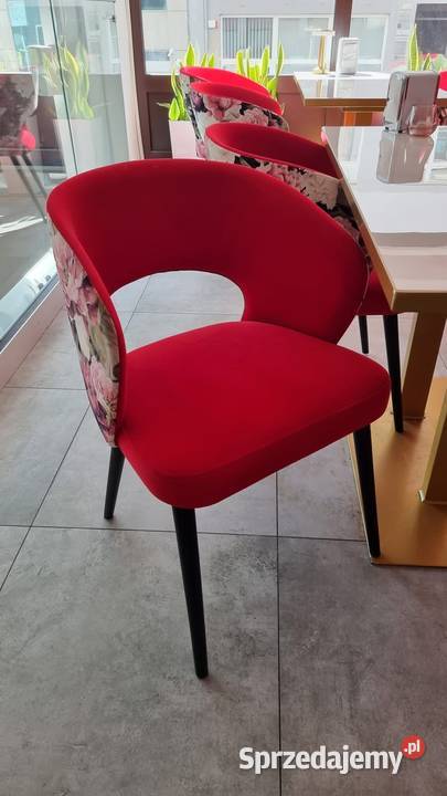Zestaw krzeseł stolików do kawiarni restauracji Wrocław