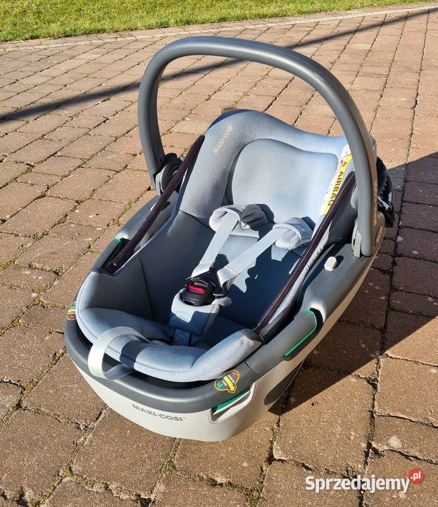 Fotelik samochodowy Maxi Cosi Coral 360 Reda