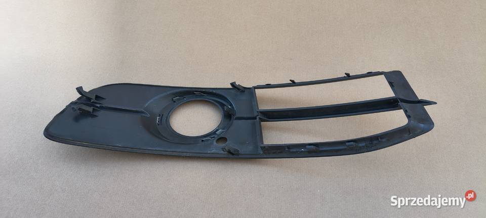 AUDI A6 C6 SLINE KRATKA ZDERZAKA HALOGENU LEWA Bieleń