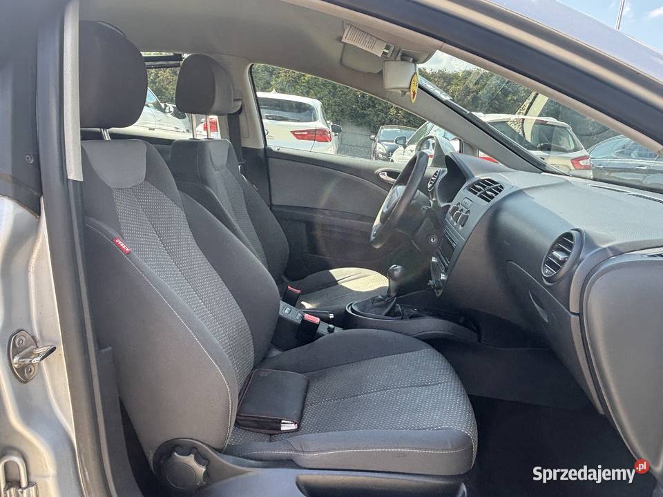 Seat Leon 2011r Krajowy Paniówki sprzedam