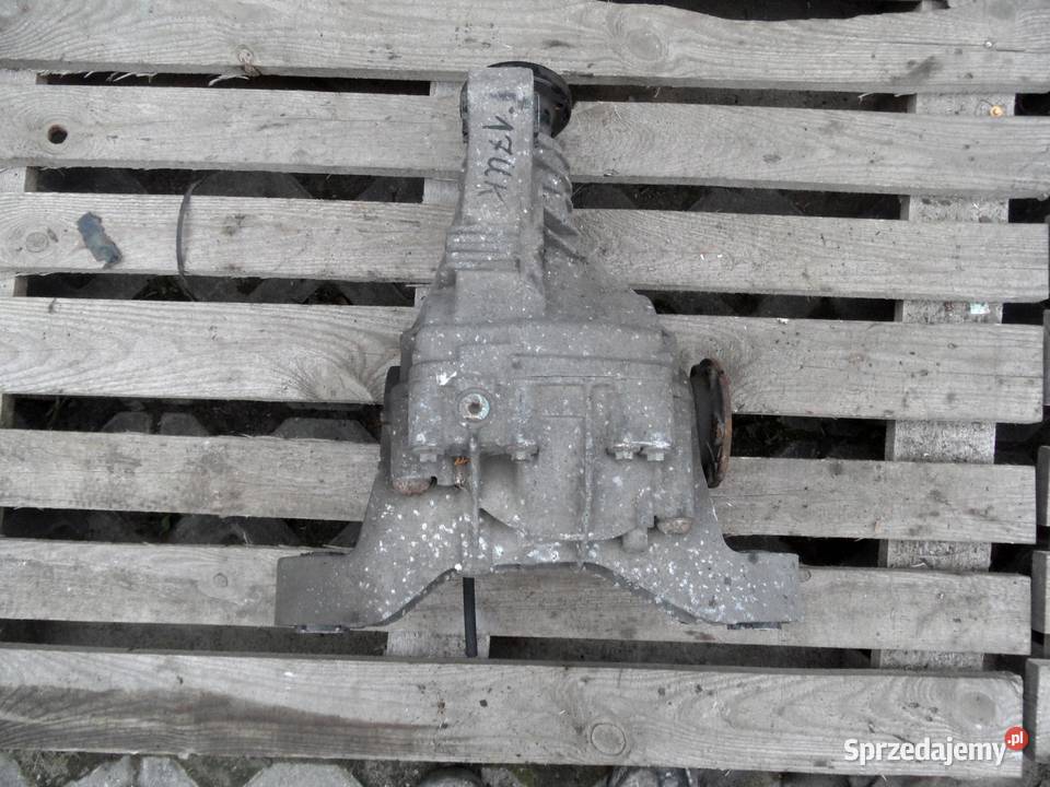 VW TOUAREG I 25 TDI 05r dyfer most tył