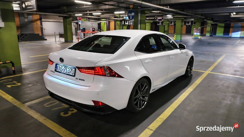 Lexus IS III 300h FSport Rok produkcji 2014 IS Lexus Nowy Sącz