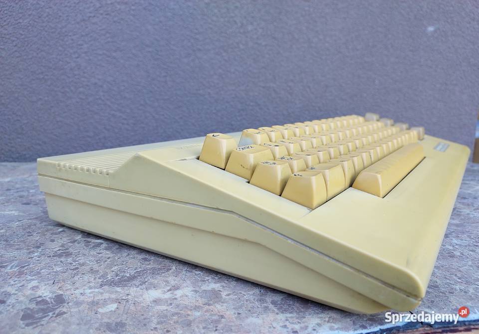 Stary komputer Commodore 64 sprawny Pozostałe Tczew