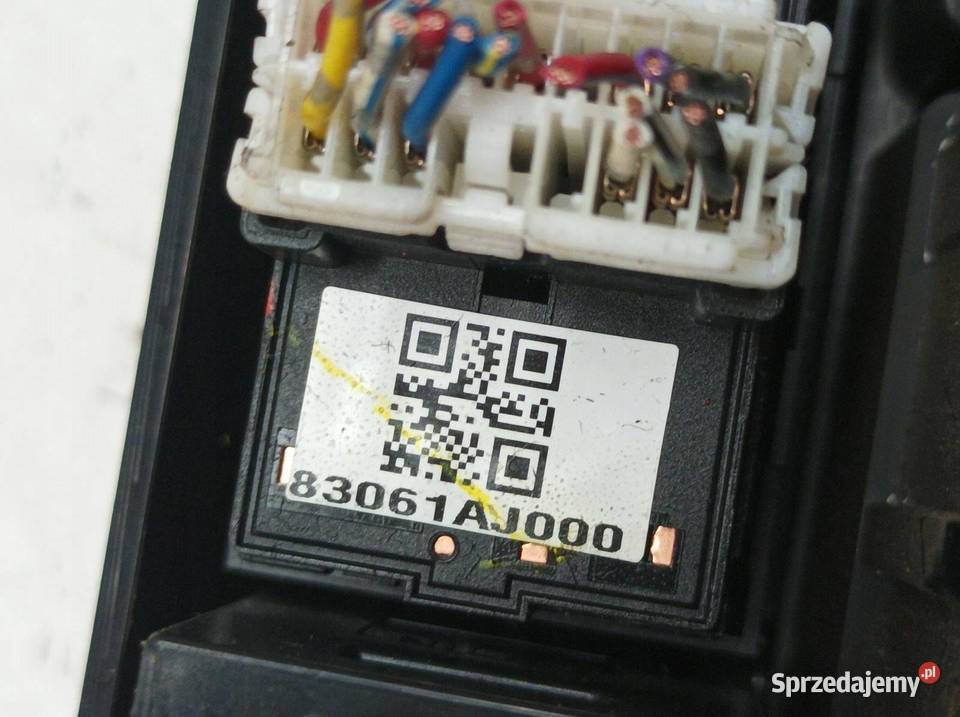 PRZEŁĄCZNIK LUSTEREK HAMULCA ESP 15C357 Panele sterowania, przełączniki