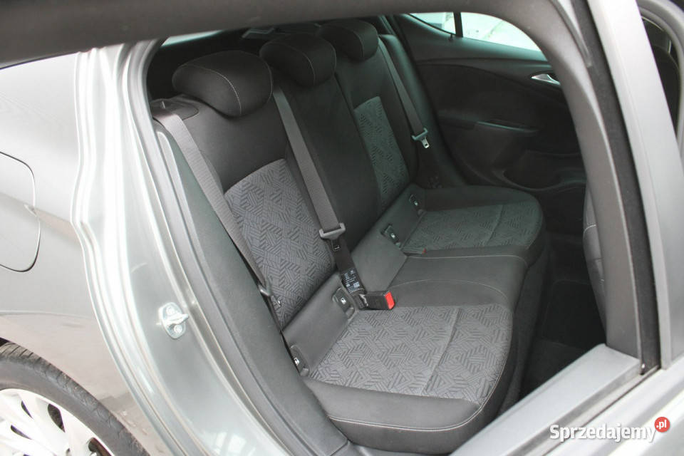 Opel Astra ACTIVEOrglakierBogate wyposazenieMaly Gliwice sprzedam