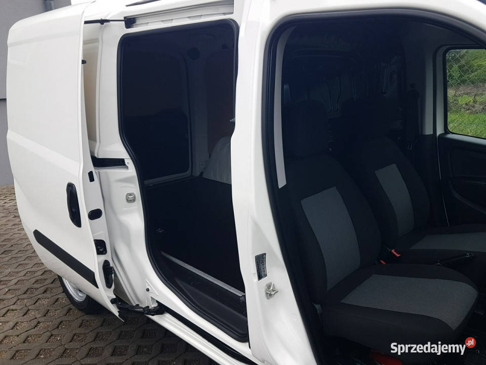 Fiat Doblo MAXI L2H1 DŁUGI KLIMA BLASZAK VAN ASR (kontrola trakcji) Fiat Poręba