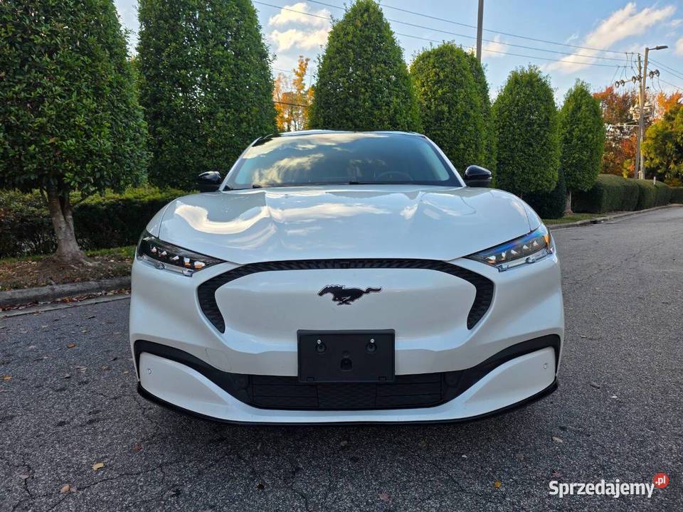 Ford Mustang MachE 2021 California Route 1 2222KM Wrocław