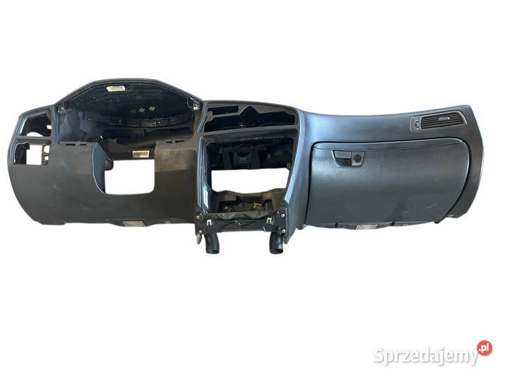 VOLVO V70 II S40 2002 Deska rozdzielcza konsola Szubin