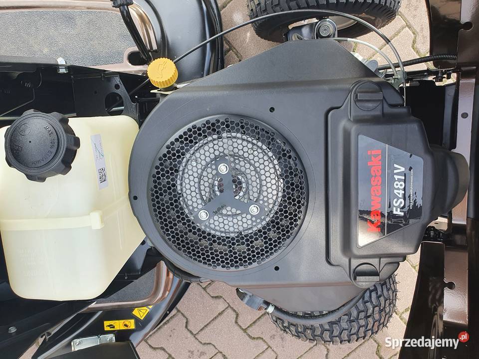 Nowy traktor ogrodowy MTD LT107 EXHK Kawasaki V2 Kobiele Wielkie