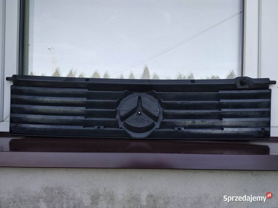 Mercedes Benz MB100 W631 grill atrapa przednia osobowe Sieradz sprzedam