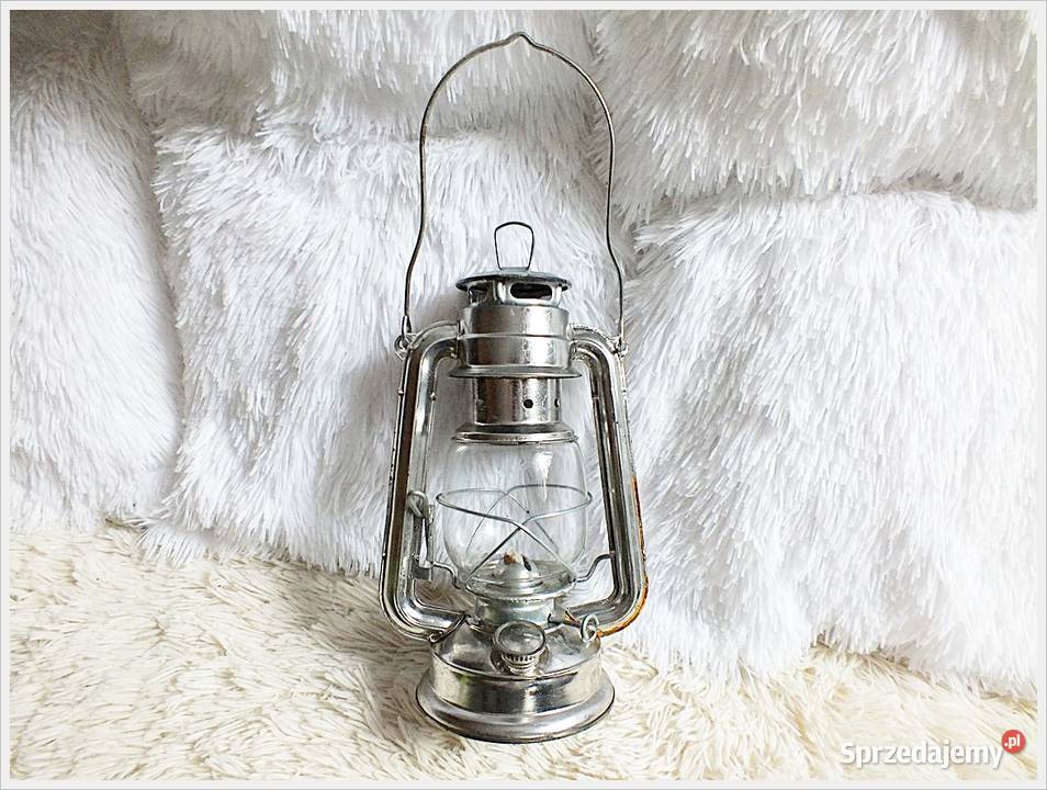 Lampa naftowa SREBRNA Piękna i sprawna do użytku Żary sprzedam
