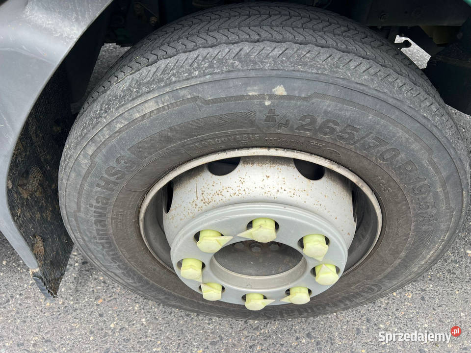 Ciezarowy podloga skrzynia z winda Adr Volvo Fl sprzedam