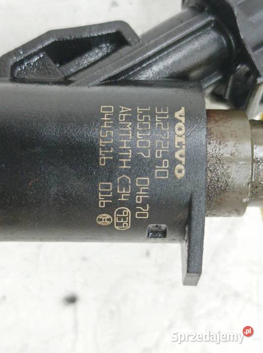 WTRYSKIWACZ 31272690 0445116016 24 D Volvo XC 70
