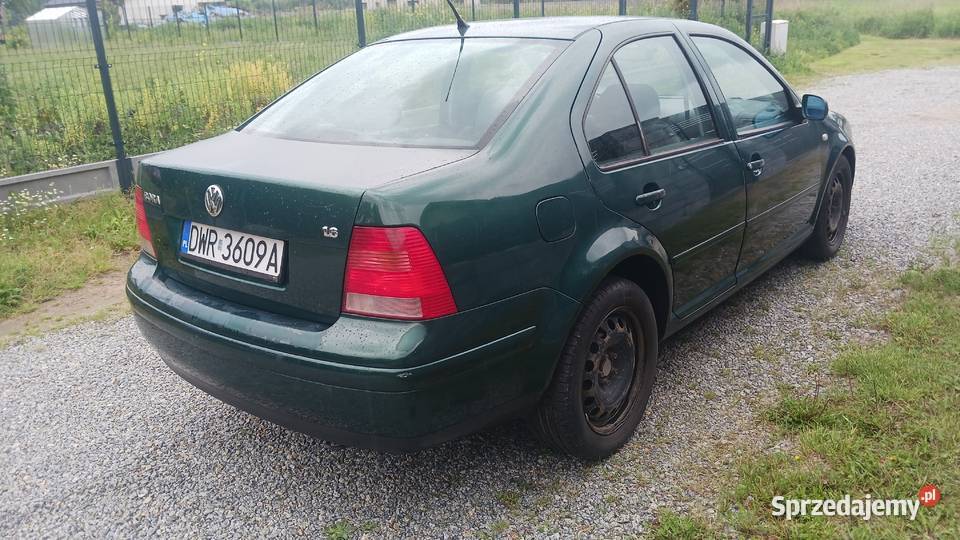 Vw BORA 16 BENZYNA KLIMA 292300km Byków