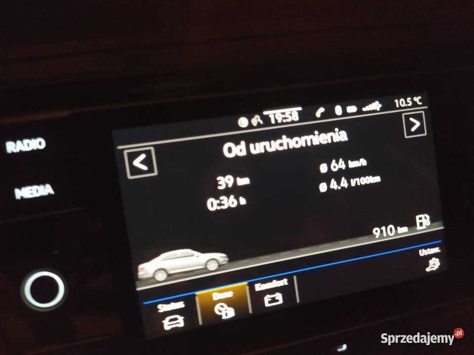 Volkswagen passat b8 salon polski światła LED Przedecz