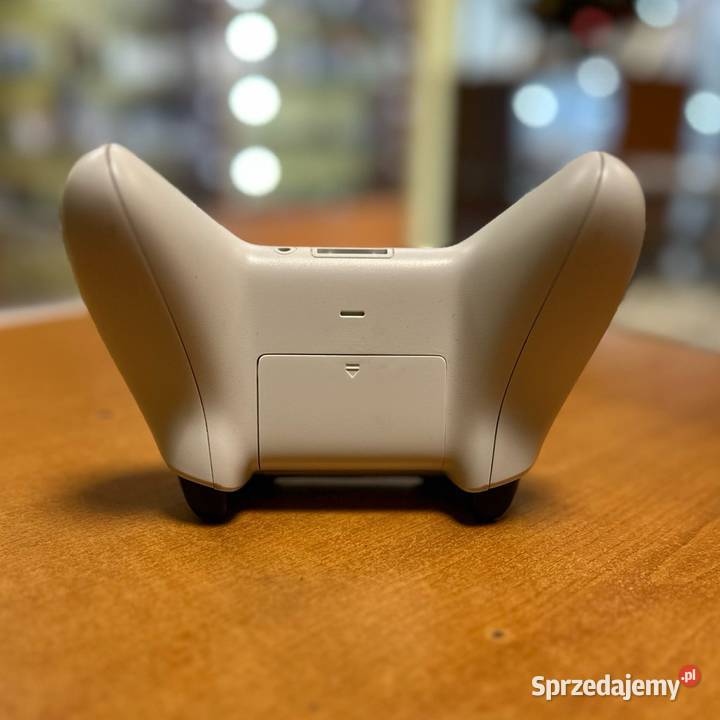 Pad Kontroler bezprzewodowy Xbox One Model 1708 sprzedam