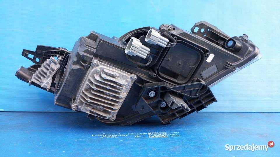 LAMPA REFLEKTOR LEWY PRZÓD EU LED ORYGINAŁ Nowy Tomyśl sprzedam