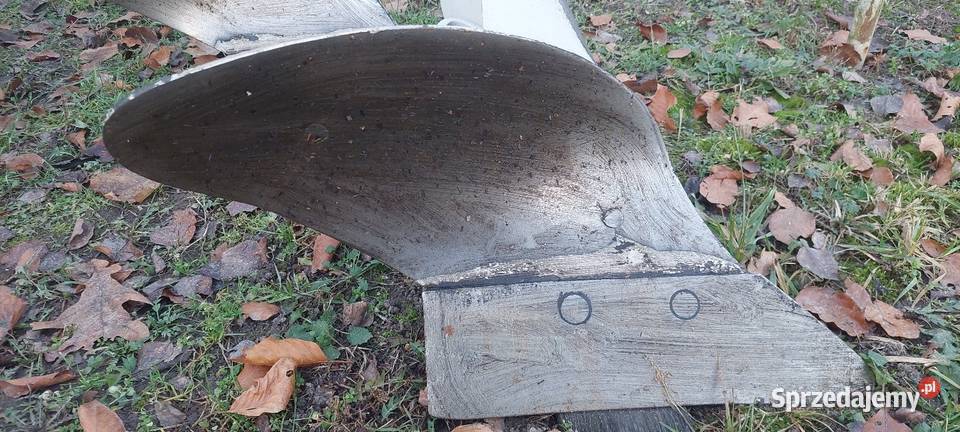 Pług 5 skibowy zagonowy nieuszkodzony Ślesin