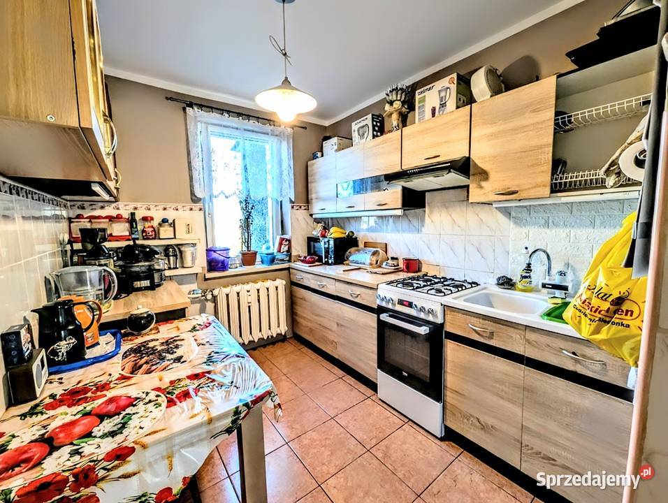 Mieszkanie 3 pokoje 61m kuchnia korytarz oddzielna kuchnia opolskie Lewin Brzeski