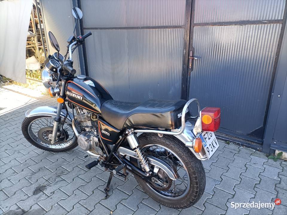 Suzuki GN 250 zarejestrowany motobazarprl Padniewko