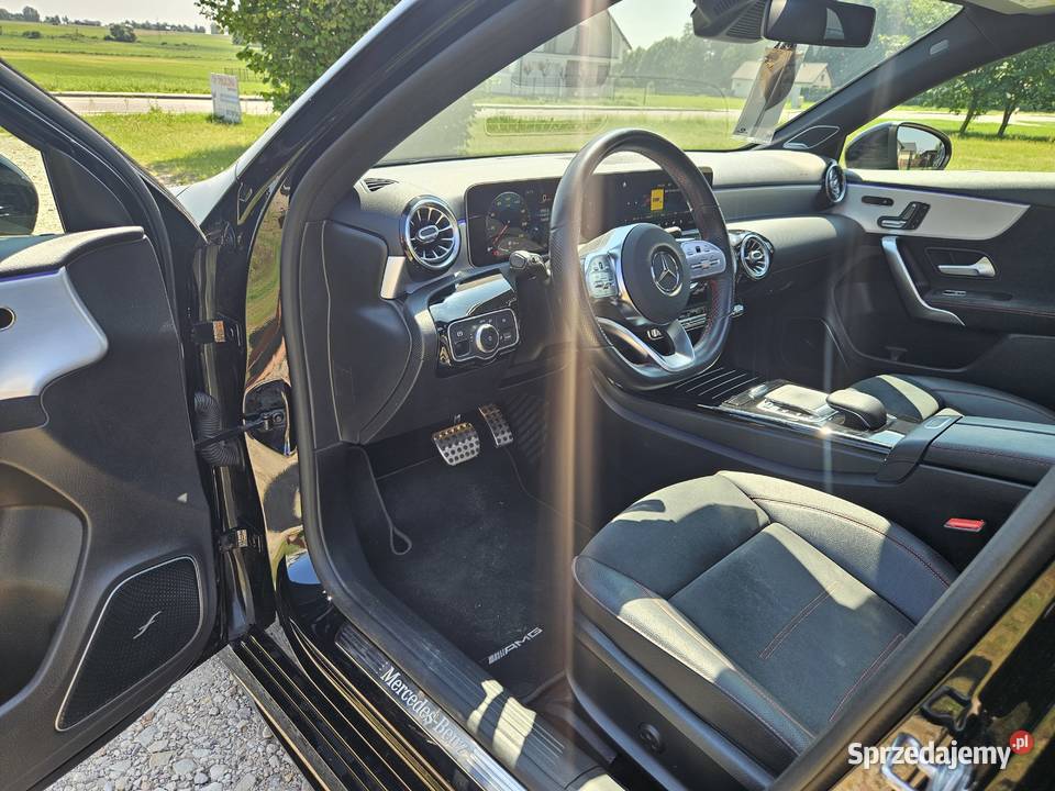 Mercedes A klasa 2019r 20 Benzyna 190 4Matic 2000cm3 mazowieckie Żelechów