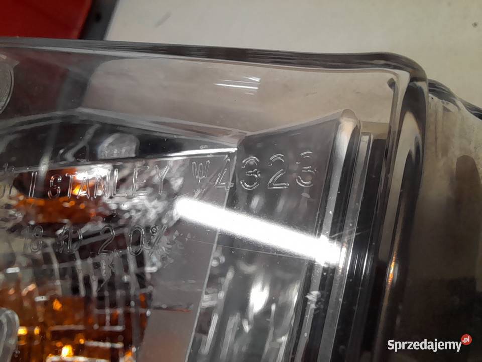 HALOGEN LEWY MITSUBISHI ECLIPSE CROSS 17 W4323 osobowe Goleniów