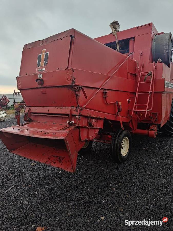 International 923 kabina sieczkarnia nieuszkodzony Bukowie sprzedam