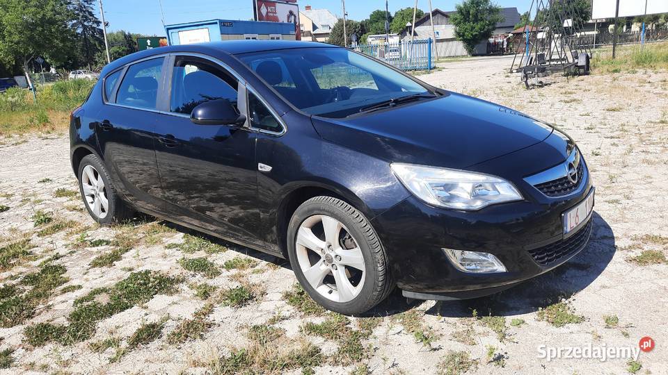 Opel Astra 14 Turbo 140 2011 r Zadbana Opłacona lubelskie Kraśnik sprzedam