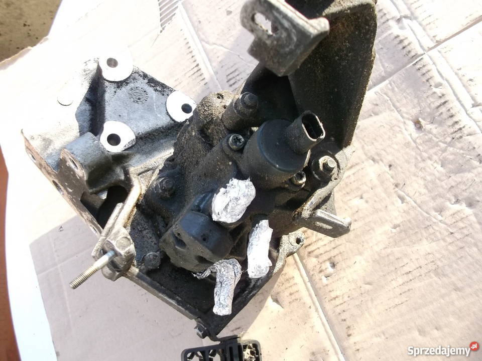 Silnik F9Q Renault blok głowica tłoki korbowody Ciechanów sprzedam