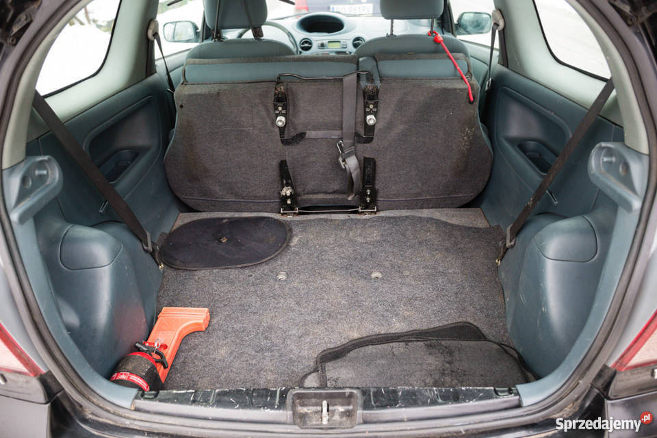 Toyota Yaris czarna perła Poznań