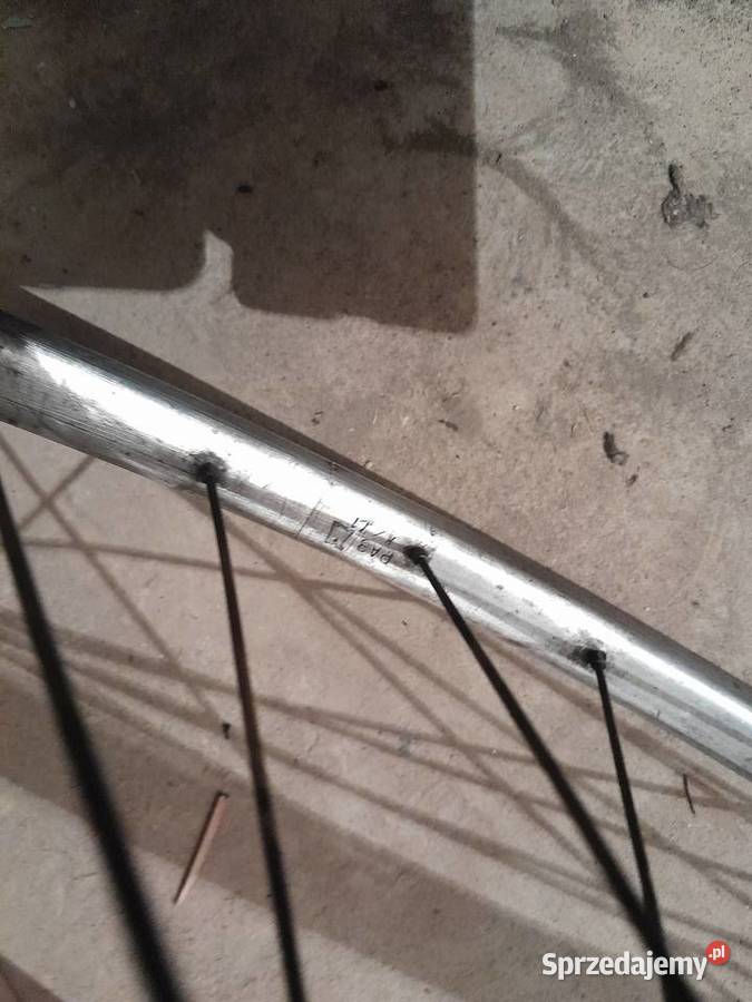 Koło aluminiowe na 27 na szytke do huragan Modlna sprzedam