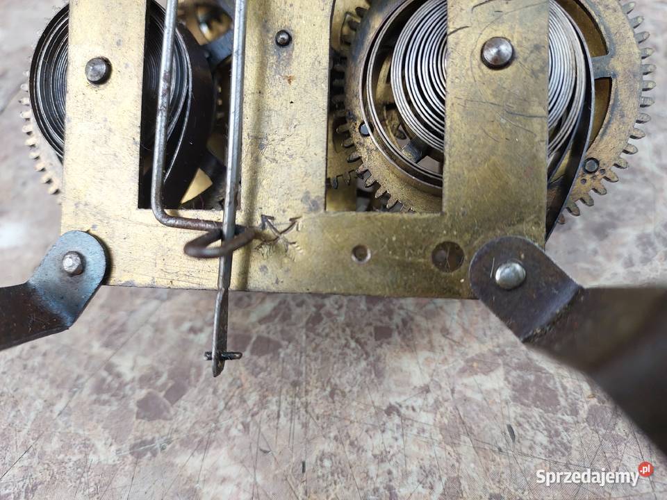 M134 Mechanizm starego zegara HAU Tczew