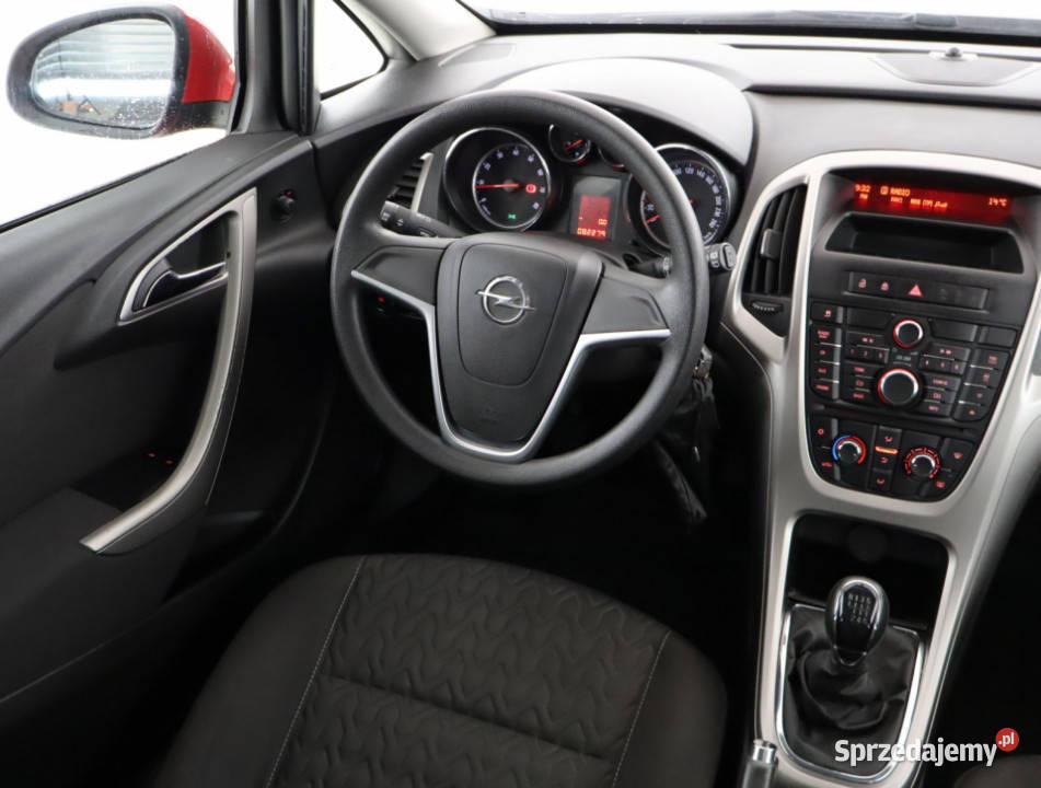 Opel Astra 14 T światła przeciwmgielne Bielany Wrocławskie
