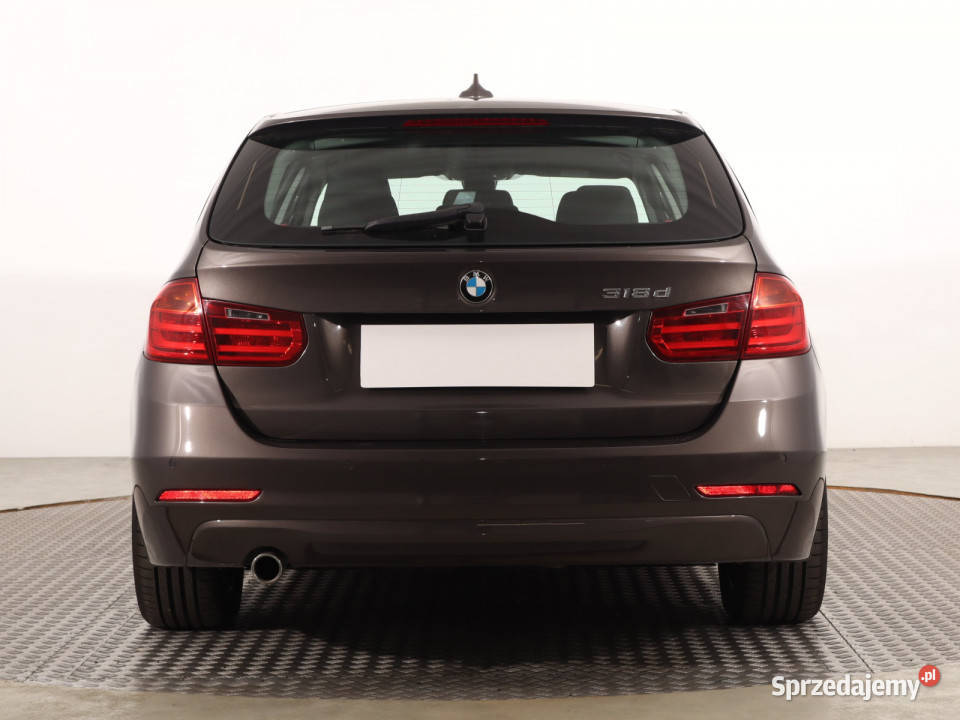 BMW 3 318 d Rok produkcji 2013