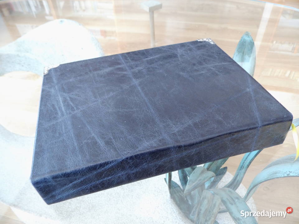 Książka kucharska Oprawa skórzana Prezent Radzewice