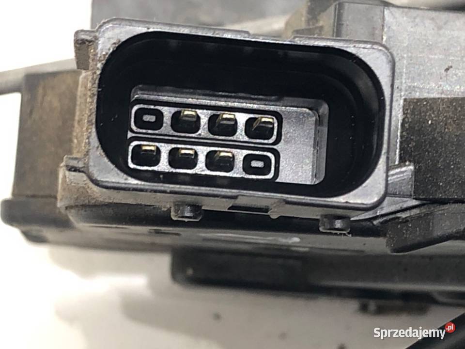 ZAMEK DRZWI LEWY PRZÓD OPEL CORSA D Hatchback sprzedam