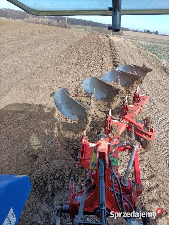Pług obrotowy Akpil 80 4 skibowy 3 1 Michałów