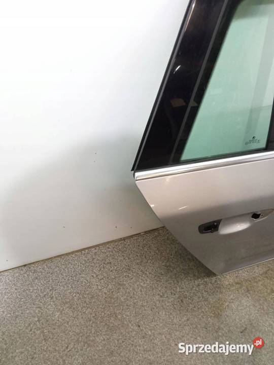 DRZWI PRAWE TYŁ KOMBI Skoda Superb II 20082015 świętokrzyskie