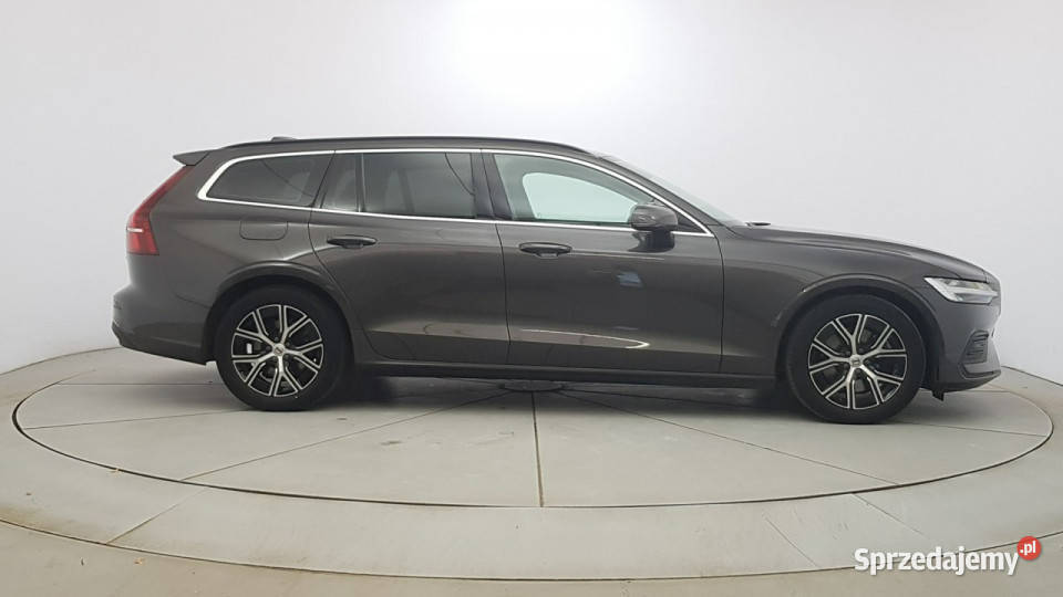 Volvo V60 B4 D Core Z Polskiego Salonu Faktura aluminiowe felgi sprzedam