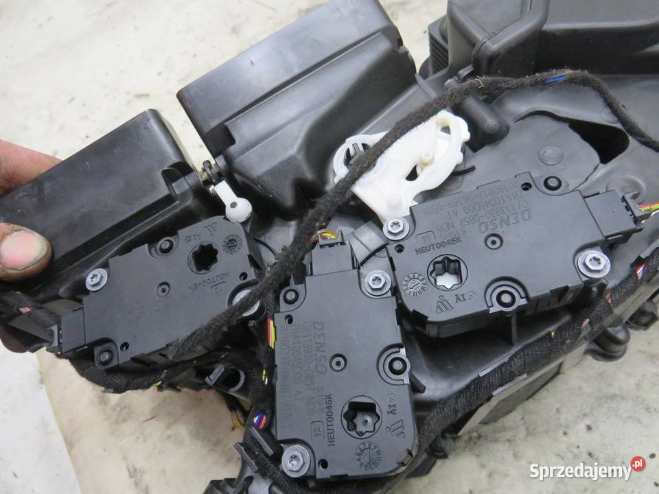 NAGRZEWNICA AUDI A8 D4 4H0820004C osobowe