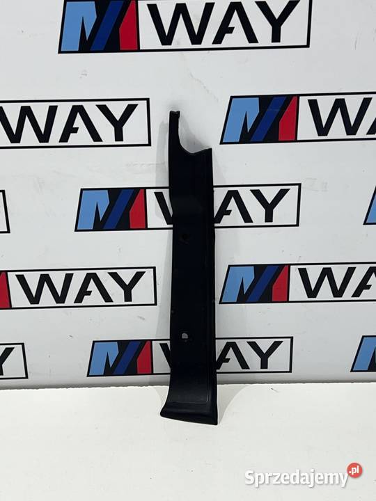 BMW F20 F21 OSŁONA RYNIENKI ODWADNIAJĄCEJ PRAWA