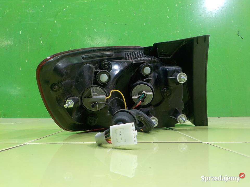 HYUNDAI SANTA FE II LIFT 22 CRDI 11r 5D lampa Suków