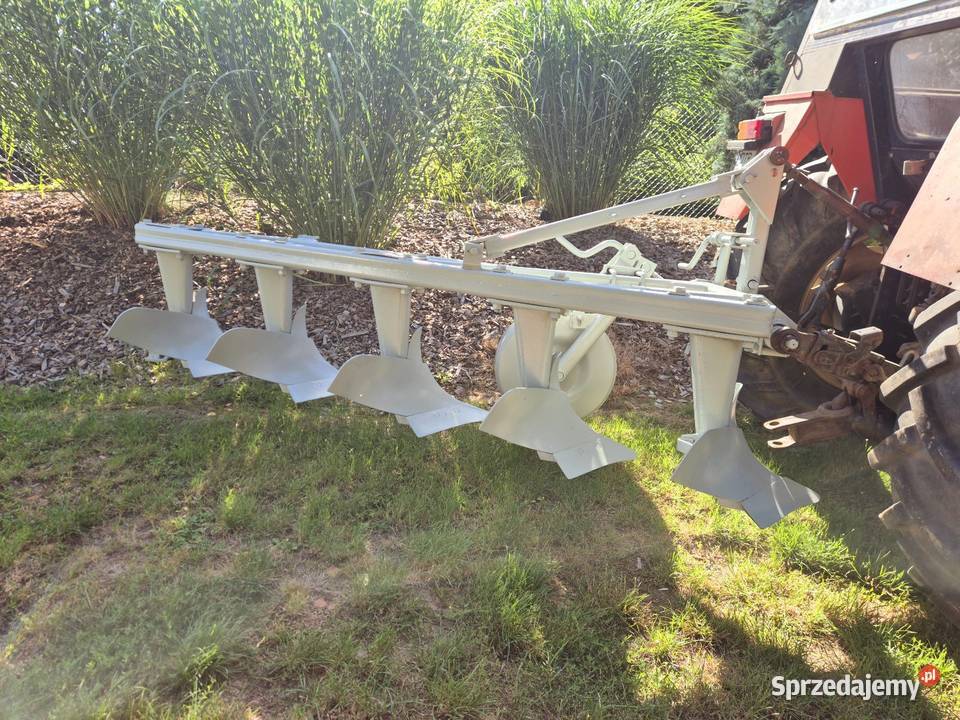 Pług 5 skibowy podorywkowy dolnośląskie Głuchów Górny sprzedam