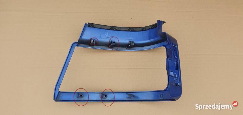 SCANIA R S NGS RAMKA OBUDOWA REFLEKTORA 2427876 Bieleń