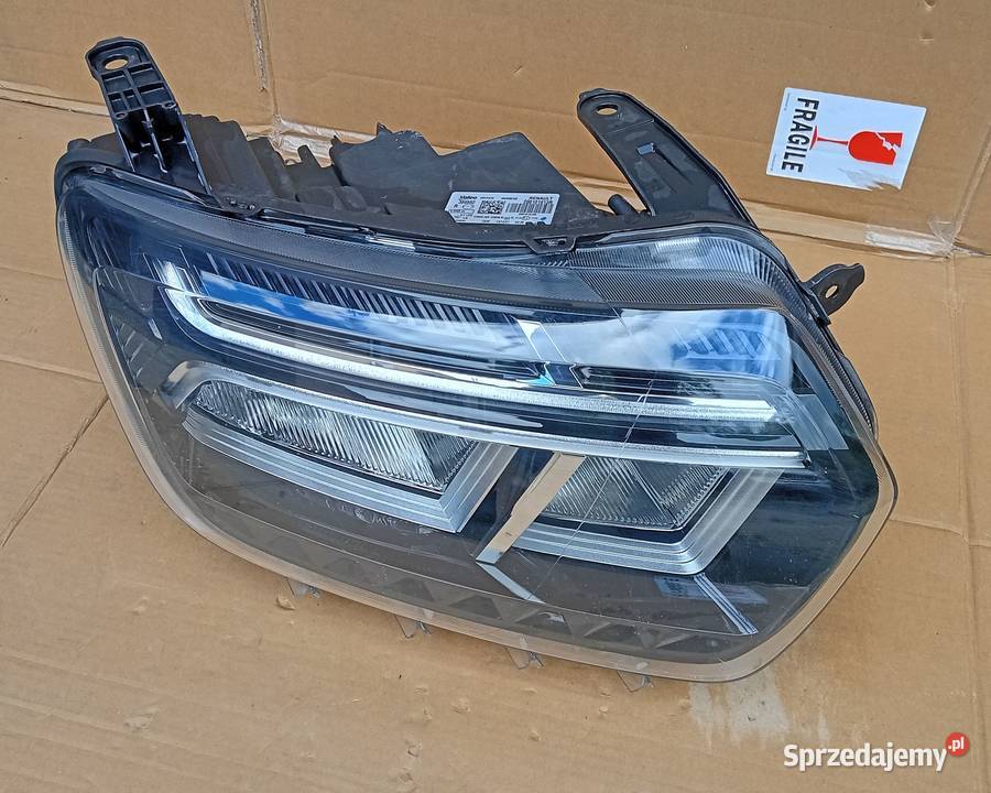 Dacia Duster II Lift Full Led reflektor lampa Przeźmierowo sprzedam