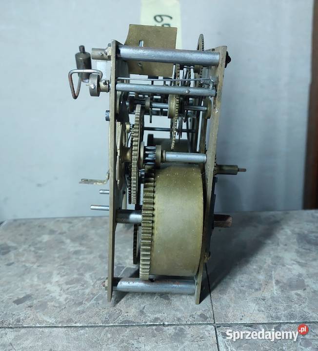 695 Mechanizm starego zegara ściennego Kienzle Tczew