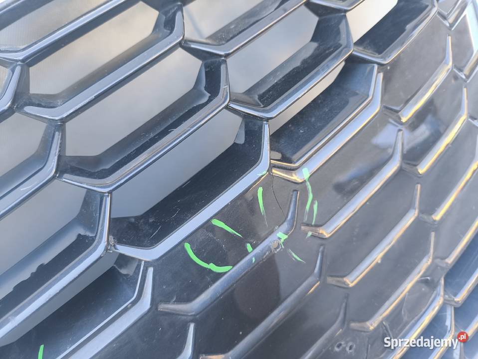 AUDI A3 8Y BASIC SLINE 202024 GRILL ATRAPA Radom