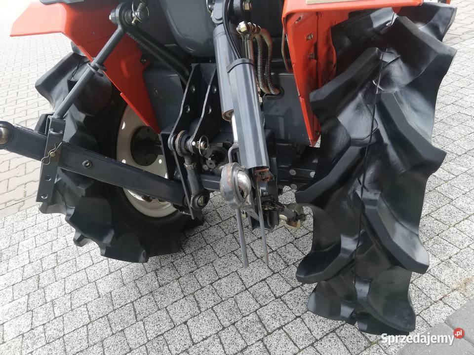 Traktor japoński KUBOTA Aste A15 diesel Pług Kobiele Wielkie sprzedam