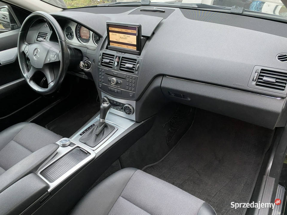 Mercedes C 180 DUZA NAVI zadbana 100 oryginalny serwisowany w ASO Poznań