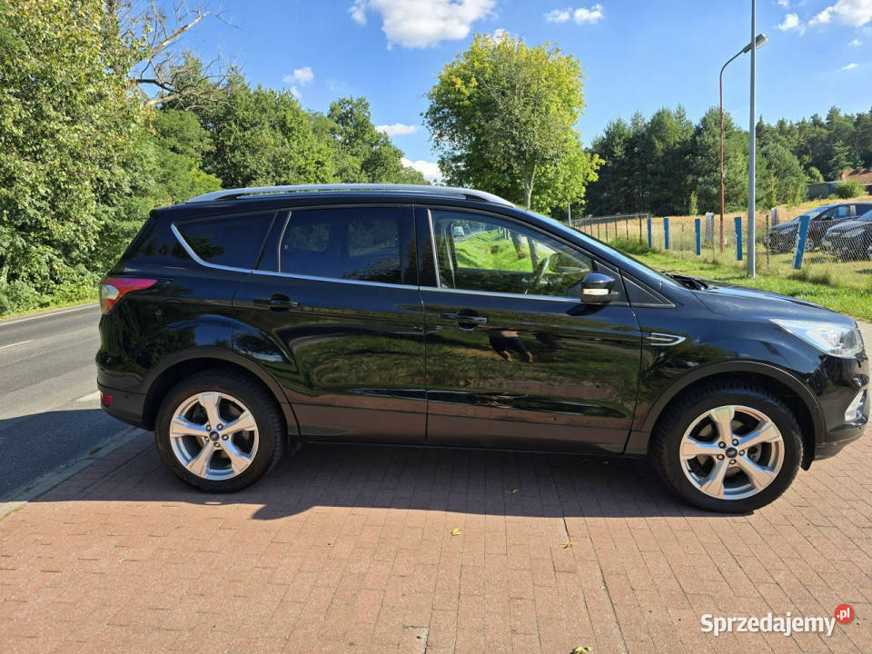 Ford Kuga Ford Kuga 15 Ecoboost 150 z niskim